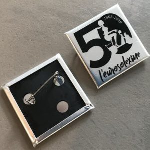 Pins carré officiel 50 ans du Micron (Copie)